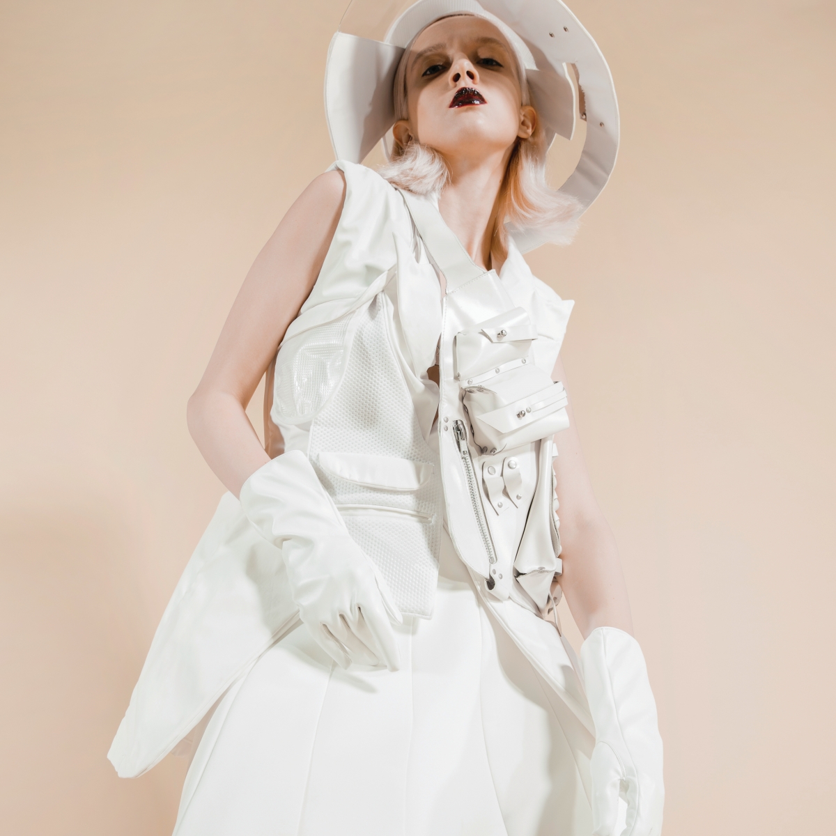 HKDI 及 IVE（李惠利）年度設計展「Emerging Design Talents 2019: EVOLVE」
獨特創意為社會帶來「銳變」